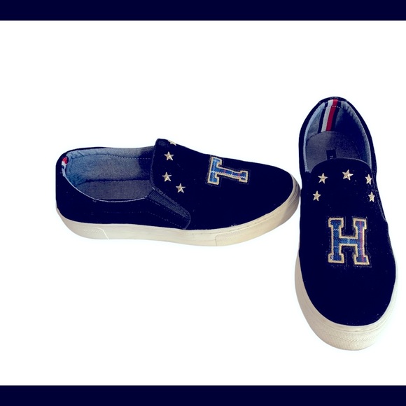 Women’s Tommy Hilfiger Black Velvet Slip Ons Sz 9 - Picture 3 of 8